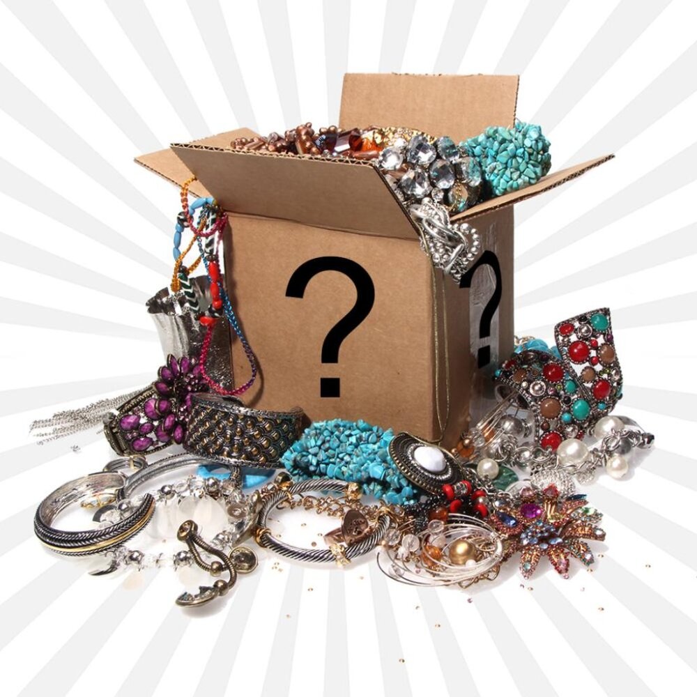 Unlisted Jewelry for sale in Live Show